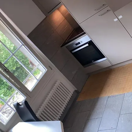 Zimmer Mit Geteiltem Bad & Kueche Brugg  Exterior photo
