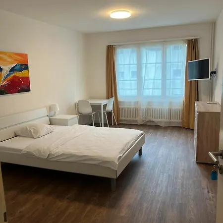 Zimmer Mit Geteiltem Bad & Kueche Brugg  Exterior photo