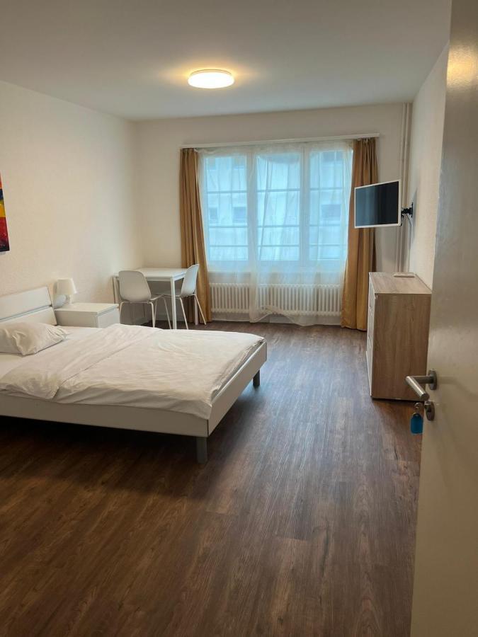Mit Geteiltem Bad & Kueche * Brugg (Aargau)